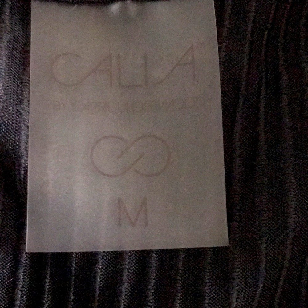 Calla top. - Picture 4 of 4